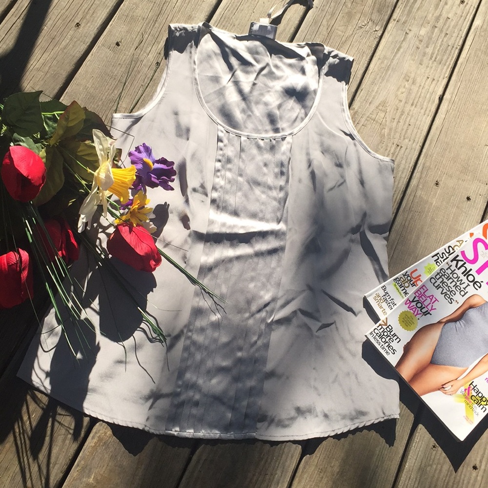 NWT formal sleeveless top